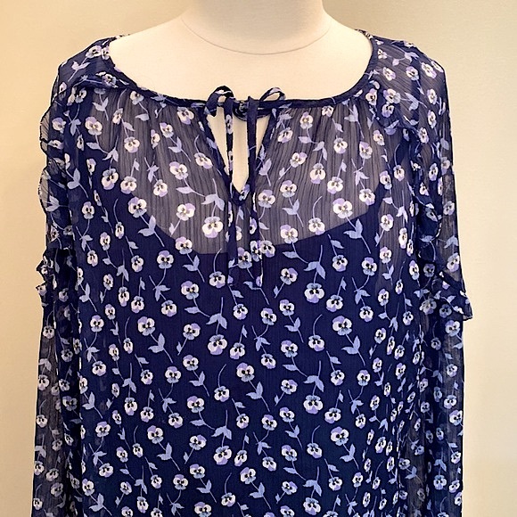Liz Claiborne Blue Ditsy Floral Semi Sheer Ruffle Long Sleeves Tie Up Blouse XXL - Picture 2 of 14